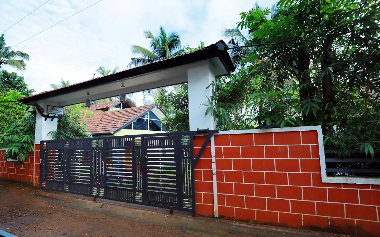 Narmada Pool Villa Perintalmanna 0*,  Hindistan